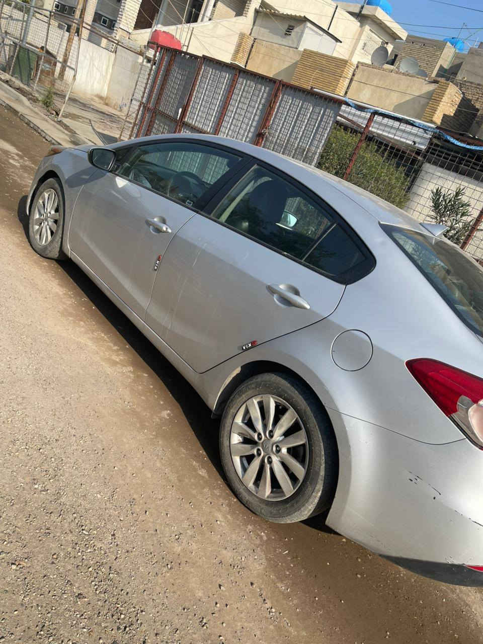 السلام عليكم ورحمة كيا فورتي 16
ماشيه ٧٧ الف
سياره بل واقع احله من صور
بل عراق صار بيه صبغ بل تكمه شويه
مكينه وكير وضع الشركه
تبريد منضومه جديده
مكان السياره بغداد حي العامل
***********
مكلف بل نشر
