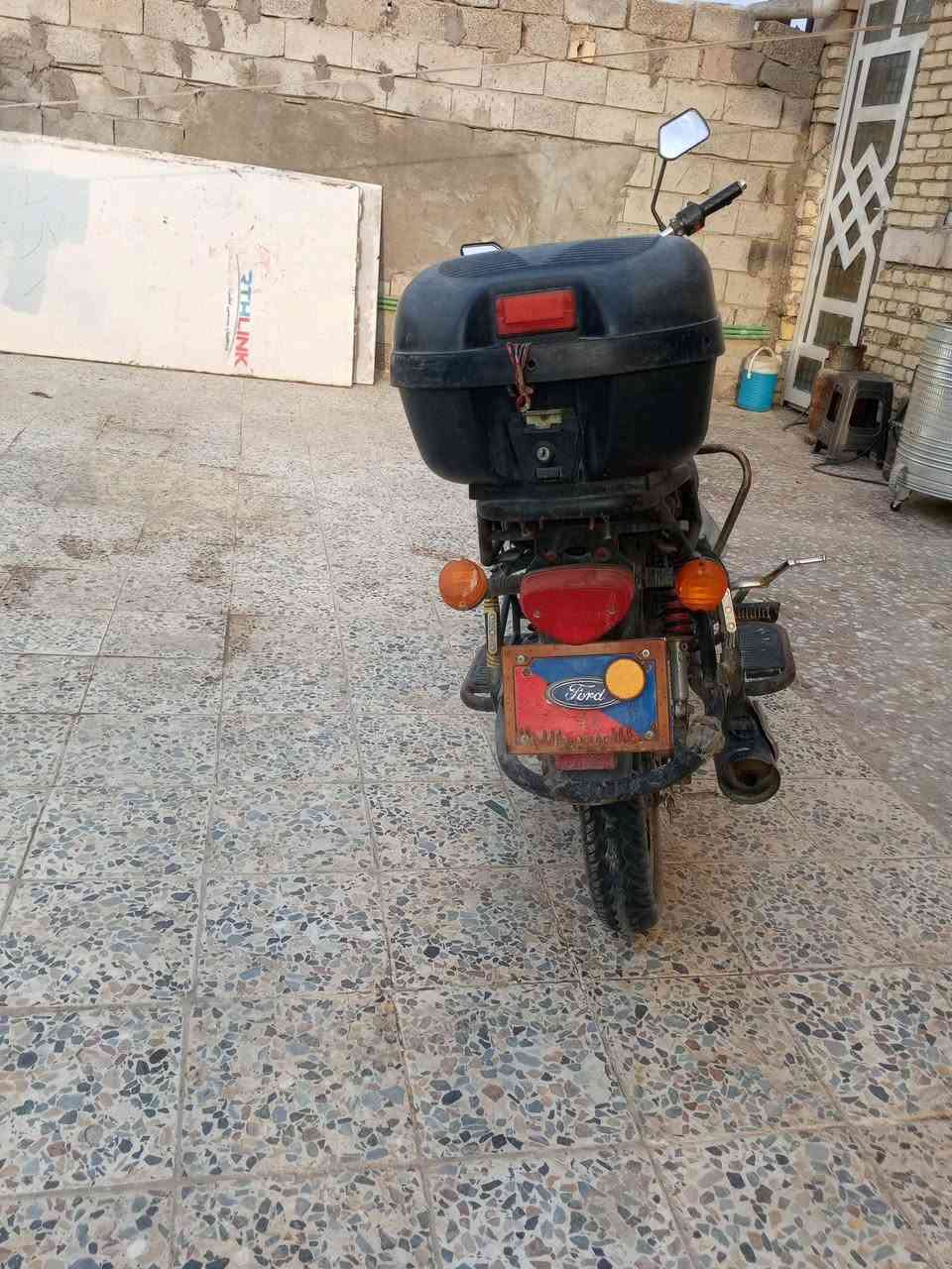 سلام عليكم دايوان للبيع موديل 20 اوراق اصوليه مابيه اي نقص المكان نعمانيه الرقم ‏‪***********‬ السعر مليون
