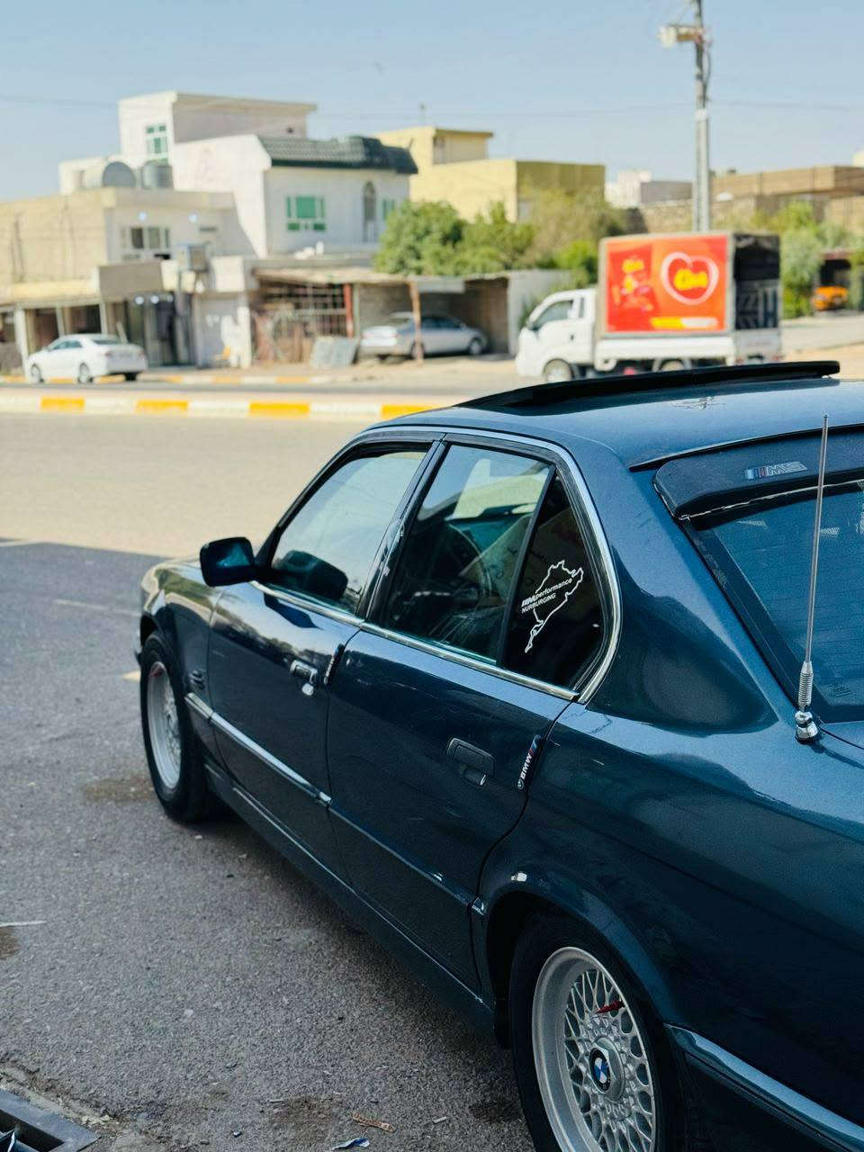 بیئیم مودیل 92فول بس گیر بی لیدراو سیاركه زور جوانه به ناوی خومانویه سلایت 525بیلاد 
یە ک دینار مسرڤی نیە سیارکە هتا بلی جوانە سعری 57ورقە معاملە رقم موبایل *********** كركوك, العراق
