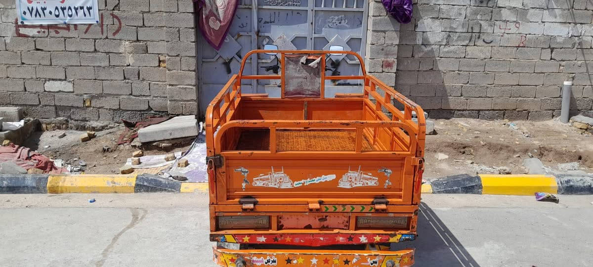 ستوته للبيع نضيفه بس التصوير ضالمه موديل21 المكان المجر السعر 2500 هذه رقمي ***********
