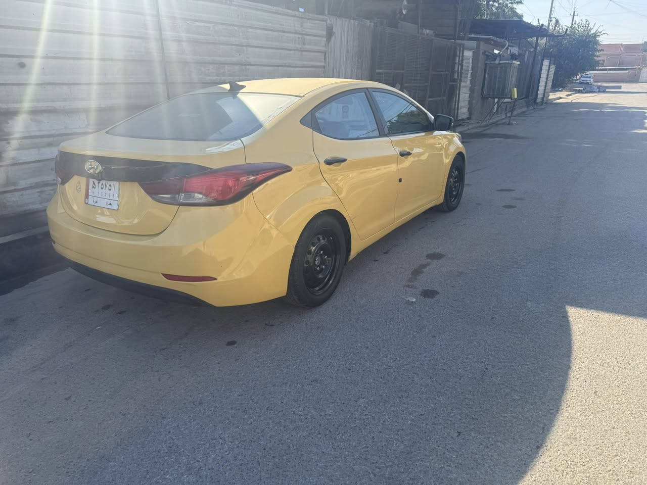 السلام عليكم
النترا موديل 2015

وارد امريكي ضرر جاملغ امامي بدون دواخل 

كير ومكينه مكفولات دوشمه كامله مكينه دوش 1800

كير At 

السعر 110بيه مجال 
 
رقم الهاتف ***********
