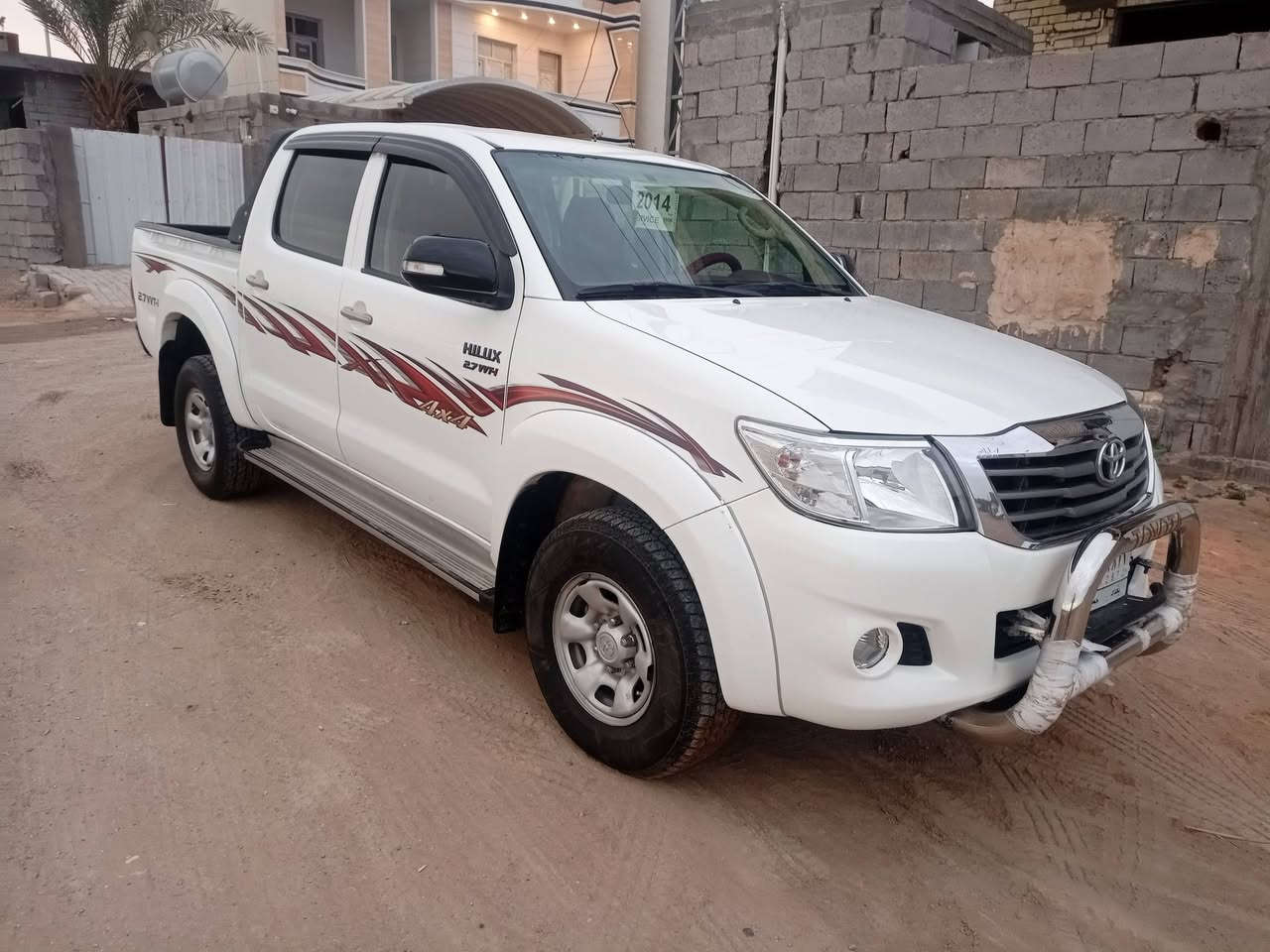 سلام عليكم هايلوكس موديل 2014 سونار موضح بدون حادث بدون صبغ بيهه بارد خفيف سعرها 215 وبيهه مجال قليل ماشيه 180 محرك جديد كير اوتوماتيك رقمها بغداد.. مكانها الانبار الرمادي الشراي يتصل خاص مفتوح ..***********
