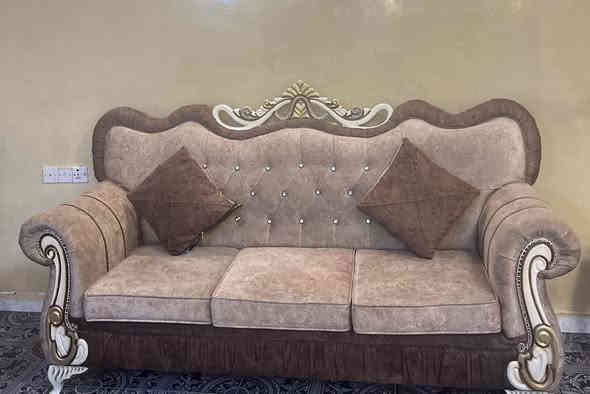 تخم قنفات 10 مقاعد عنوان الدوره سعر 500 
***********
