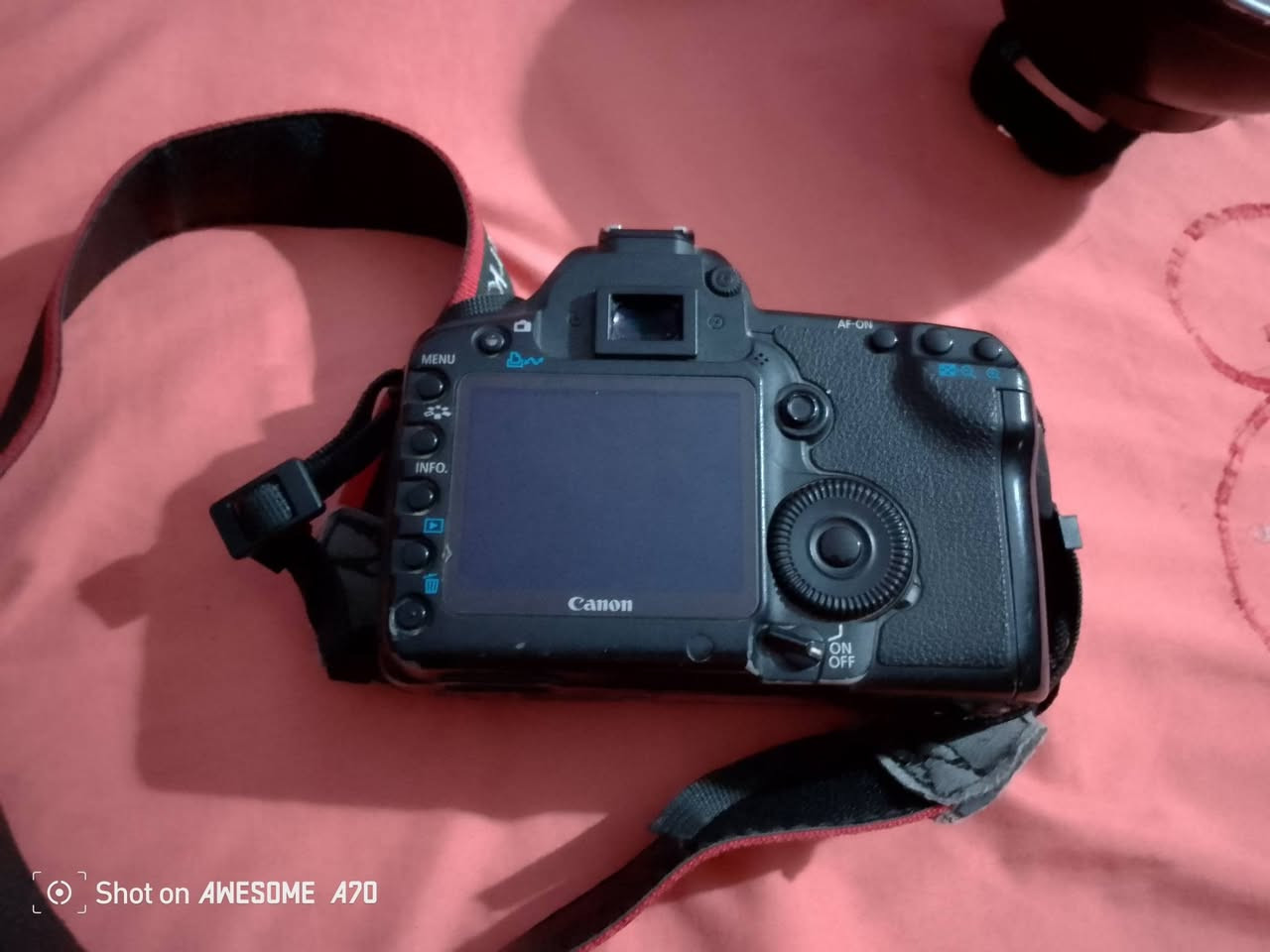 للبيع او للبدل بكانون700d كاميرا 5d.ll بعدسه 28.105 حاله كويسه وبطاريه ممتازه وشاحن اصلى للتواصل فون فقط 01283469558


**إذا كنت صاحب هذا الإعلان وتريد حذفه لأي سبب، رجاءا أرسل رسالة إلى الدعم الفني**