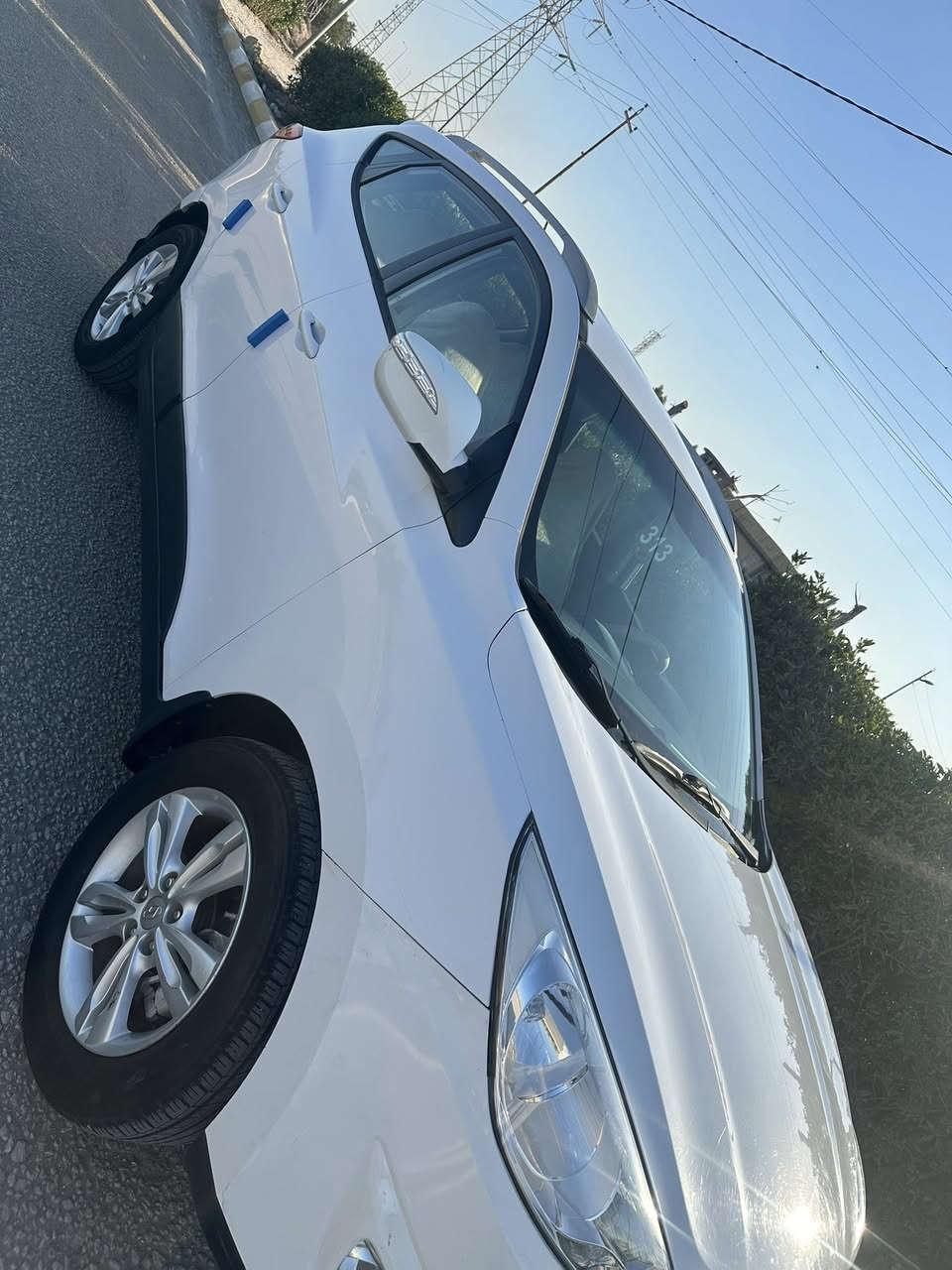 سلام عليكم للبيع هونداي توسان
موديل 2013
وارد خليجي الشركه العامه 
حساس خلفي
كامره خلفيه
اشاره بالمري
محرك دوش 2000
السياره جديده وجاهزه من كلشي تحويل ثاني يوم او وكاله 
رقم دهوك سنويه لغايه 2031
تبريد حداديه تخم تاير كير محرك كله جديد 
السعر 142
لاستفسار اكثر اتصل 
‭0786 338 8222‬
عنوان بابل / ناحيه الطليعه
