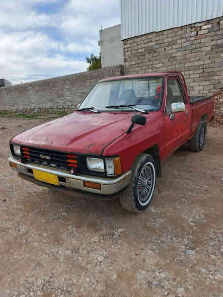 السلام عليكم 
سيارة بيكم للبيع موديل 85
رقم بغداد 
شرط تحويل 
السعر 38 ورقة وبيها مجال 
شاصي بشرط 
الاتصال على الارقام التالية 
***********
***********+واتساب
العنوان موصل.. سهل نينوى
