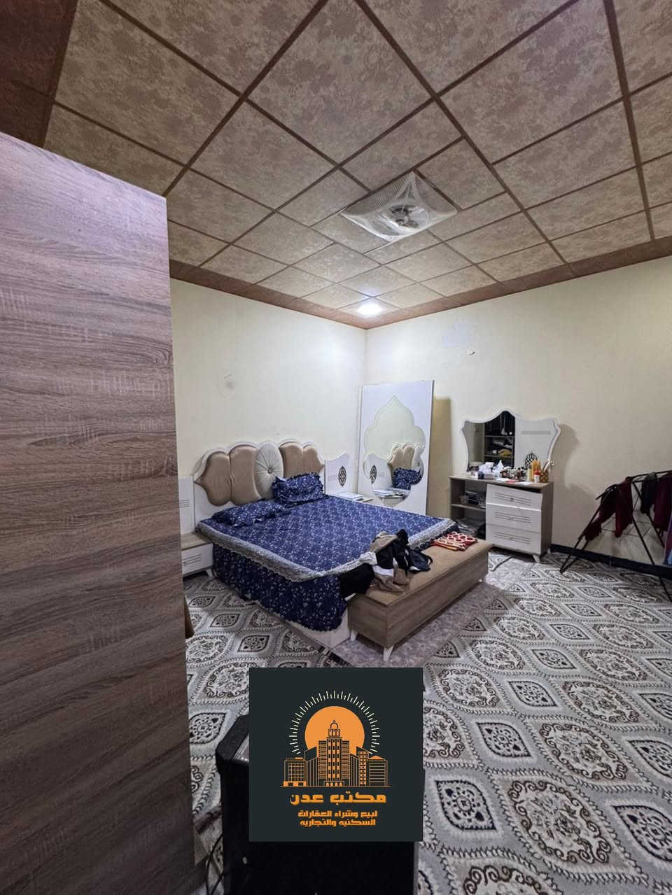 🏠دار بناء نظيف 
   موقع مميز للبيع
~~~~~~~~~~~
~~~~~~~~~~~
طابو ملك صرف✏️📋
~~~~~~~~~~~
📐المساحه:200
📐الواجهة :-10
~~~~~~~~~~~
📍الموقع :حي عدن مجمع الأمل 

~~~~~~~~~~~
💸السعر :علق تم يوصل السعر
~~~~~~~~~~~
يحتوي الطابق الاول على:-
كراج +مطبخ+استقبال
غرفتين +صحيات +حديقه 
~~~~~~~~~~~~~~~~~
~~~~~~~~~~~
للاستفسار اكثر الاتصال على
***********📱
~~~~~~~~~~~
نستقبل جميع العروض 
🏠السكنيه  🏛️التجاريه
مكتب عدن بدايه سايدين عدن مقابل مجمع جوهره
