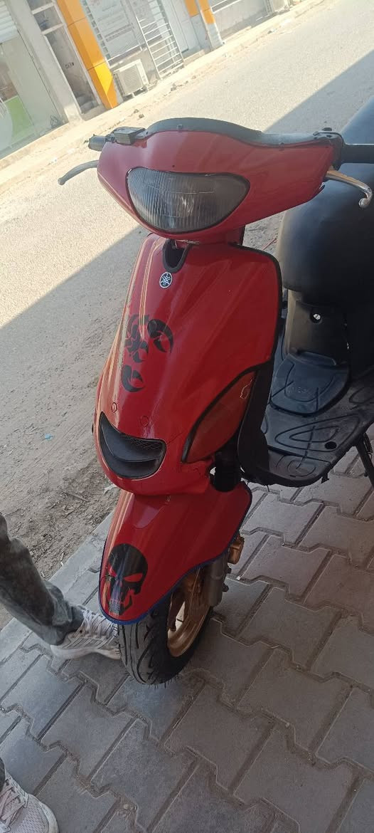 السلام عليكم
ياماها اكزز ياباني

مكينة 100cc

بوشة 75 رياضي 

كابريتة جديدة 

كلجات امامي خلفي جدد

بولبرنات گير جدد

ويل وشفت خلفي جدد

تاير امامي جديد 

بنزات جدد 

بلك جديد 

قماجي ويدات جدد

كشن جديد 

عداد سرعة وكيج البانزين شغالات 

معمر تعمير كامل 

محرك جديد شرط لاصرف ولاصوت 

كهربائيات كلها شغالة 

دبلات شغالة امامي خلفي

السعر 325 وبي مجال 

***********
