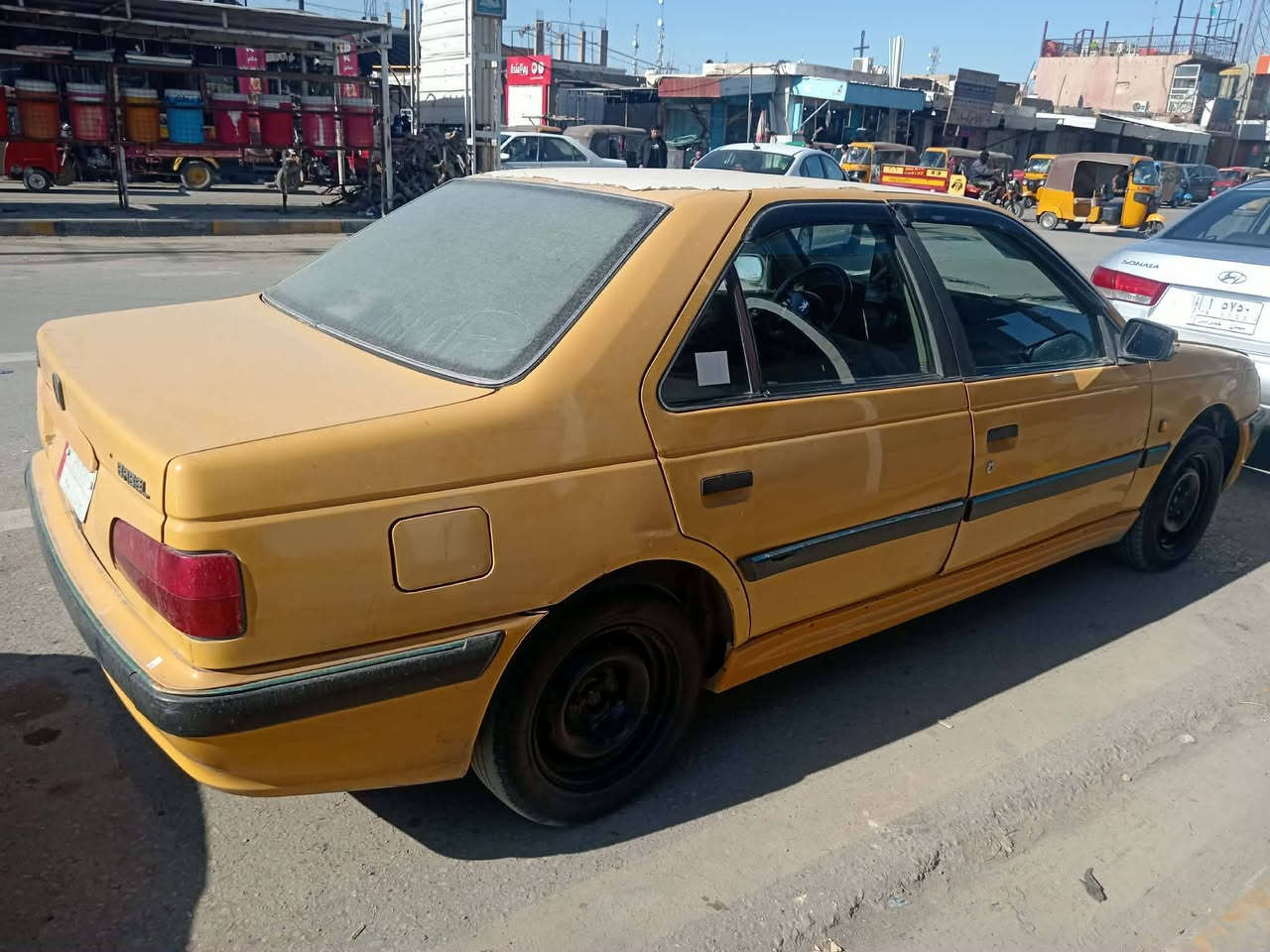 بيجو باص 15 سياره بيه جمالخين امامي مؤسسه مو تجاري سياره جاهزه طخم تاير كله شغاله تبريد كله شغال سنويه ٢٨ مكينه وكير صارلي شهر من شادهن سعر ٣٨ بيه مجال*********** مكلف بل نشر اتصل
