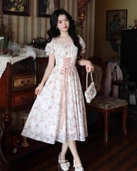 فساتين كوري • مقاسات L-4XL • توصيل خلال يوم