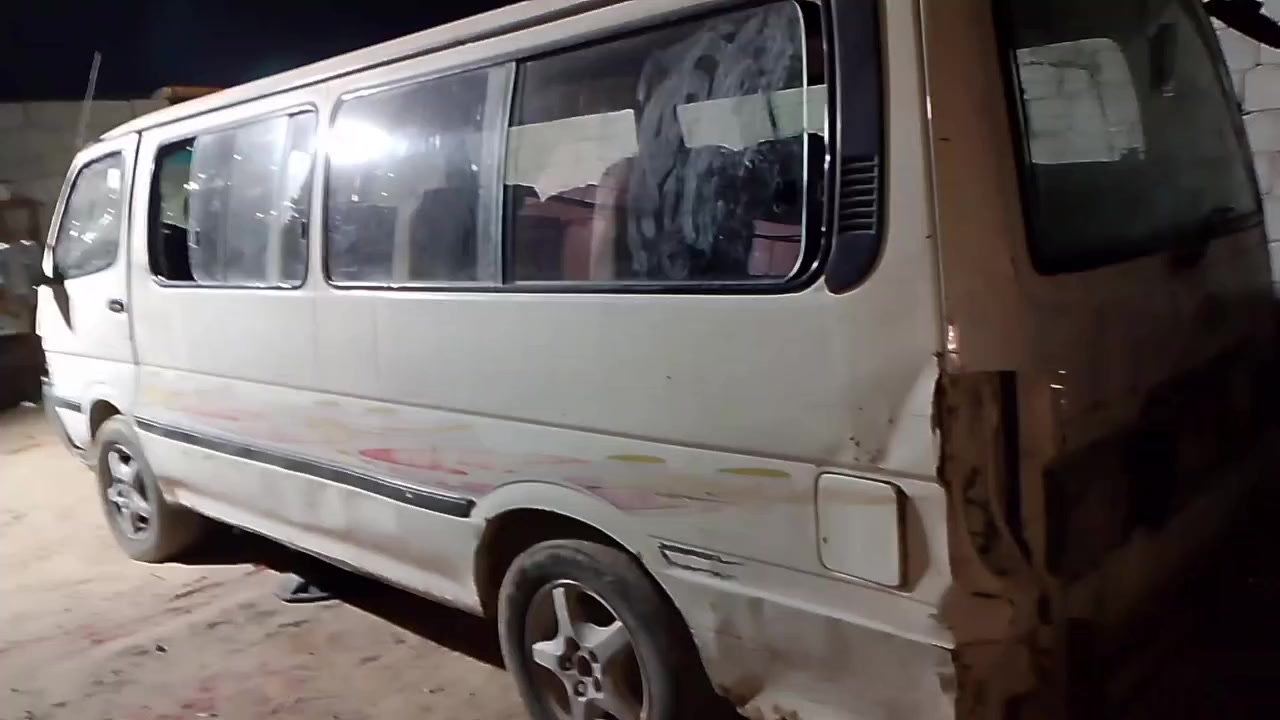 السلام عليكم سيارة فوتون 14راكب للبيع نوع جنبي رقم بغداد عنوان كربلاء السعر 13بيه مجال ***********
