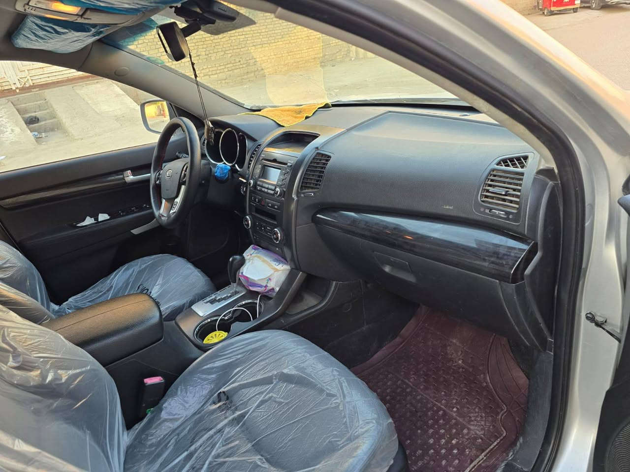 اللهم صل على محمد وال محمد
كصه جنطه والباقي كفاله عامه سورنتو 2013 متوم طبق الاصل ارقام وسنوية سياره كاز انسى الصرفيه ابد شرط تستلم حصة كاز في كافة المحطات سياره فول مواصفات تبريد تدفئة بالكشنات لايت دوار مري شفط تحكم بالستيرن هواي مواصفات بسياره وشرط ماتخسر عليها ألف تخم تاير حداديه طوبه فول سياره بالعافيه ع الياخذها سعر جوه سوك 47 بيها مجال حك جيه مامتواجد ع النت باقي تفاصيل اتصل وتدلل عنواني ذي قار 

 ***********
