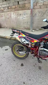 موطور قفاز للبيع السعر مليون و 150 نوعية الموطور سي ار اكس حجم المحرك ...