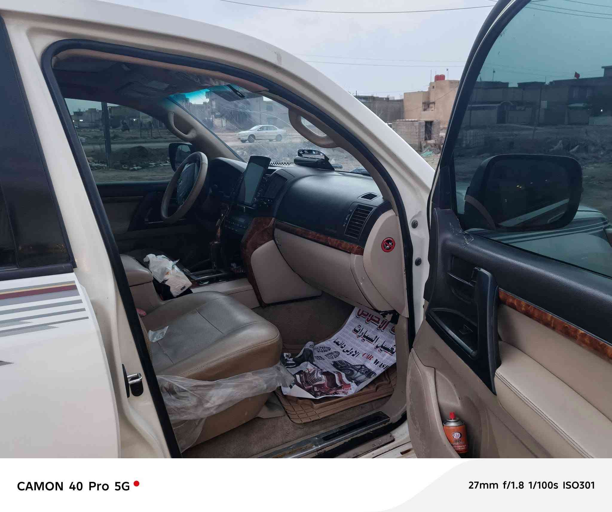 السلام عليكم
عيدكم مبارك 
لاندكروز 2011 ابيض رقم بغداد مداوي ثاني يوم
 سياره خير من الله بيه تجيه 
قطعتين تبريد 
ابيع كوم حديد الك مداور يمي 

المكان سماوه 
حي الحسين 
سعر خاص 

استفسار ***********
