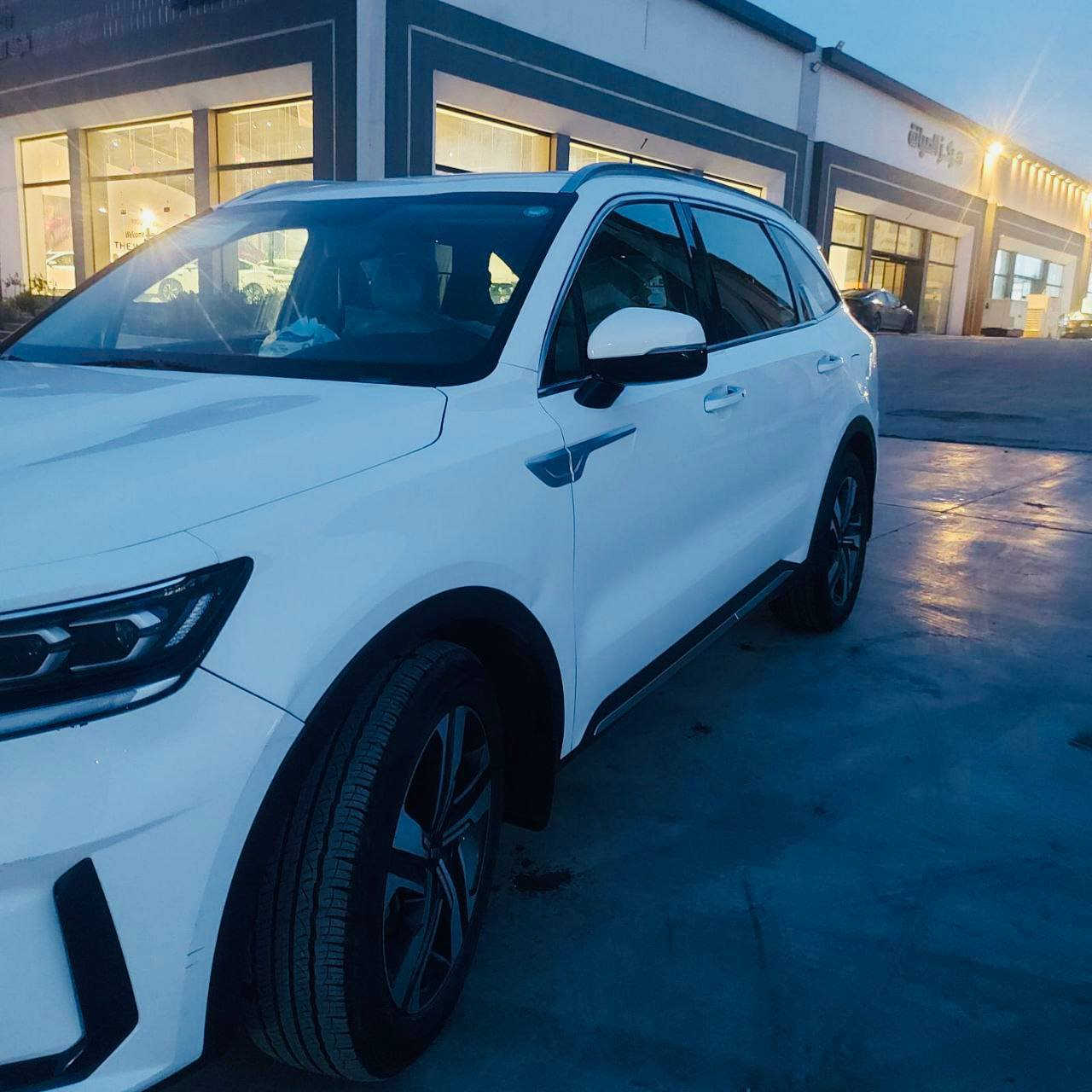 سلام عليكم
للبيع 

كيا سورنتو موديل ٢٠٢١ خليجي 

رقم اربيل دولي شرط التحويل

هزه وسنويه جديده

ماشية 109كيلو

محرك ستة🚀 سلندر شرط 

نص فول 

بصمة

كشنات كهرباء

سبع اراكب

صندوك كهرباء 

بردات خلفيه

مري شفط أشاير بل مري

حساسات 

تشغيل عن بعد 

شاحن واير ليس 

قمارة حديد 

كير عصا 

كامرة خلفية

كشنات جلد 

السعر ٢٦٠ وبيهة مجال 

مكان السياره جنوب الموصل حمام العليل📍

سياره بدون صبغ بيها ملاحظات فقط..
اتصل وتدلل ***********
