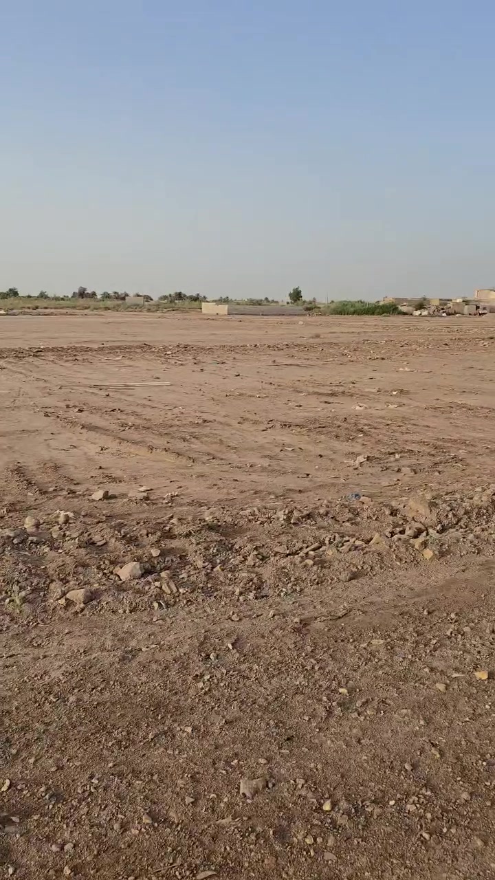سلام عليكم
يوجد لدينا قطع اراضي زراعي خلف مدرسة صفي الدين مساحة كل قطعه 200 متر 
للأستفسار. ***********
