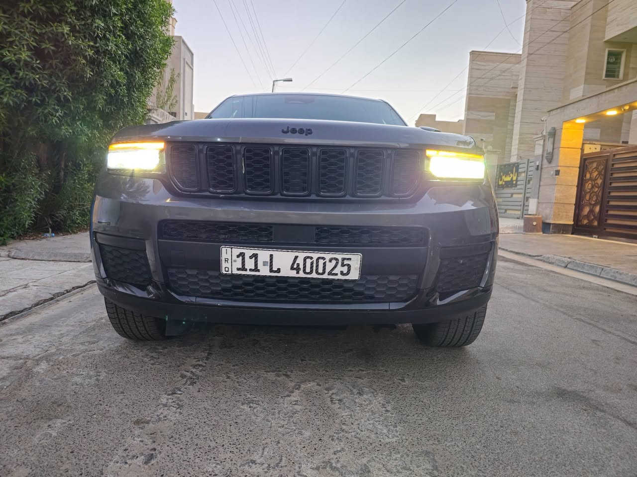 السلام عليكم جيب شيروكي ٢٠٢٣ 
للمرلوس rx 
***********
