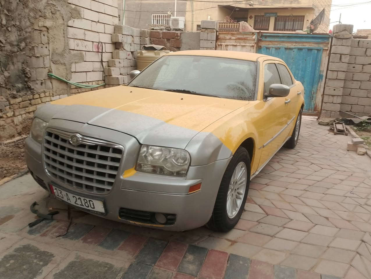 سلام عليكم للبيع او لمراوس بجارجر السعر خاص او اتصل ***********
موديل 9 كفاله بيه بس خشم لجاملغ الاامامي بسمي السياره مكينه كير جديد حداديه 80/100 تبريد منضومه كامله ستوني مسويه مصفره هيئه وغرامات
