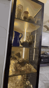 كل تفصيلة صُمّمت بعناية لتجعل من المطبخ مساحة تجمع بين الجمال والراحة والذوق الرفيع.
لأن المطبخ ليس مجرد مكان لإعداد الطعام، بل قلب المنزل ونبض أناقته. 💎✨
للإستفسار / *********** .

#السلطان_للمطابخ_وفن_الديكور 
#ديكور
