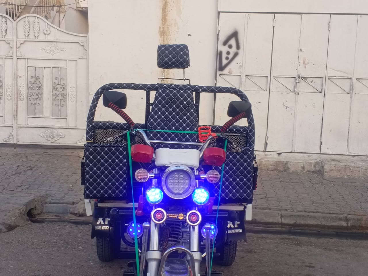 س ع شباب عندي هاي ستوته لبيع فحل عالي شرط ركبه محرك كهربيات كلهه شغال توير كلهن جوبلس وجداد ستوته مال شغل موديل 2020  محرك 2021 السعر مليون و 250 وبيهه مجال قليل حك الجيه الشراي هذه رقمي *********** أو يجي خاص مكاني كركوك ممدوده
