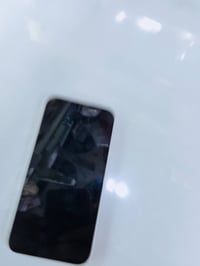 ايفون ١٢ • ٦٤ • بطارية ٧٨
