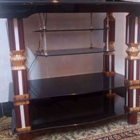 ميز للبيع السعر 20 للتواصل: 07773347712