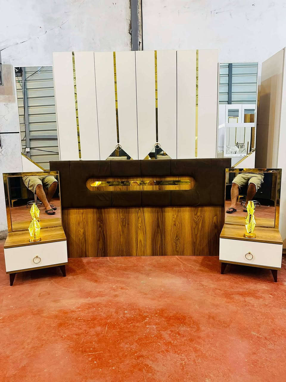 💎💗 غرفة تركي مستخدم🛏️ 6 قطع كاملة💯 نظافة 95%🚪 نظام أبواب مرتب💸 السعر 550 قفل
🪛 شد مجاني🚚 نقل مجاني واتس اب ***********
💎
