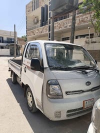 كيا حمل موديل  21جاهزه بيها صبغ الربع الوره الباب فقط رقم بغداد شرط تح...
