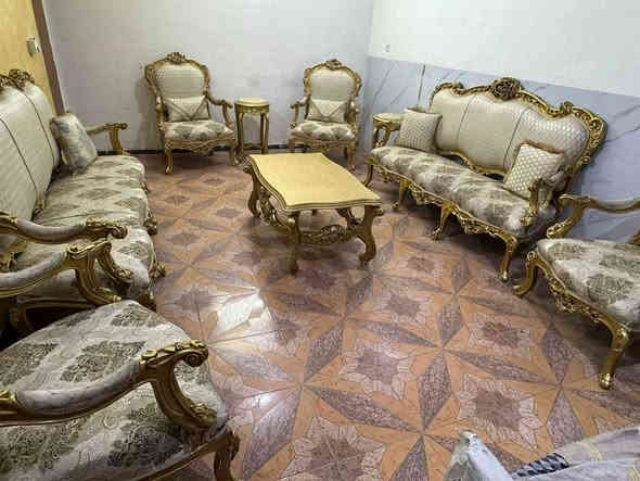 تخم زان مصري دمياطي ١٠ مقعد مع سيت طبلات اخو الجديد نضافه فول طلاء ذهبي حراري اتصل *********** بغداد
