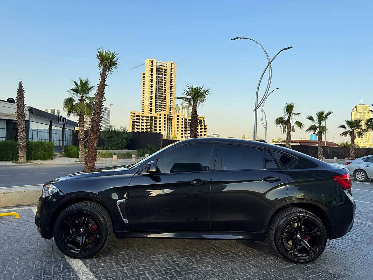 {BMW X6 diesel 2014}
~~~~~~~~~~~~~~~~~145$~~~~~~~~~~~~~~~~
سيارة وارد المانى ضمان دولى گاز مصبوغ عام بدون شاصى 

موديل : 2014
مكينه : 3.0 ليتر 6 سلندر ديزل ( گاز )
لون : اسود
مواصفات فول فول 
رقم دهوك سنوى و رقم جديد تحويل او وكاله مباشر
حتى كتاب تضليل جام بيها ✔️
گير و مكينه و صدر و كهربائي كل شرط 
             {سيارة الحمدلله جاهزه بدون نقص}
مكان سيارة / اربيل شارع ٦٠
رقم موبيل / ***********
                  ***********
سعر سيارة/ ١٤٥٠٠$ دولار امريكى مجال كلش بصيط
‏🇩🇪~~~~~~~~~~~~~~~~~~~~~~~~~~~~~~~~🇩🇪 أربيل, العراق
