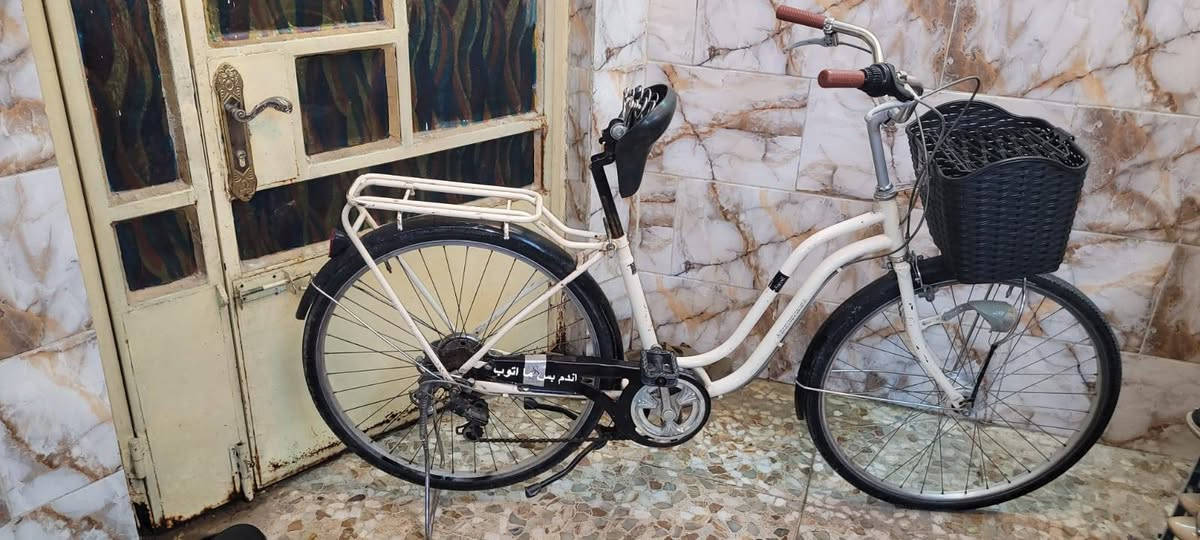 السلام عليكم
بايسكل بناتي للبيع
باله  اخو الجديد يجي وياه ٢ استاند ويجي وياه كير ٦ 
السعر ٨٥ الف
المكان بغداد حي العامل


**إذا كنت صاحب هذا الإعلان وتريد حذفه لأي سبب، رجاءا أرسل رسالة إلى الدعم الفني**