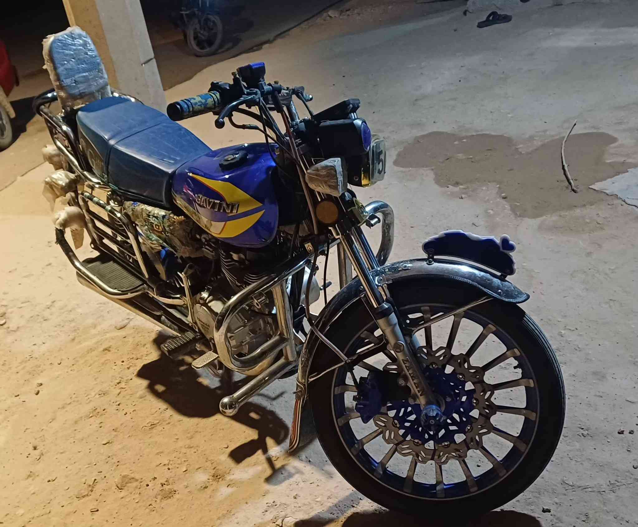 سلام عليكم يمي سيفان لبيع موديل 2025 \ ***********
