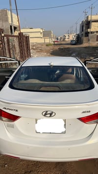 …….. للبيع  هيونداي افانتي موديل ٢٠١١ وارد كوري  المحرك ١٦٠٠ GDI  الكي...