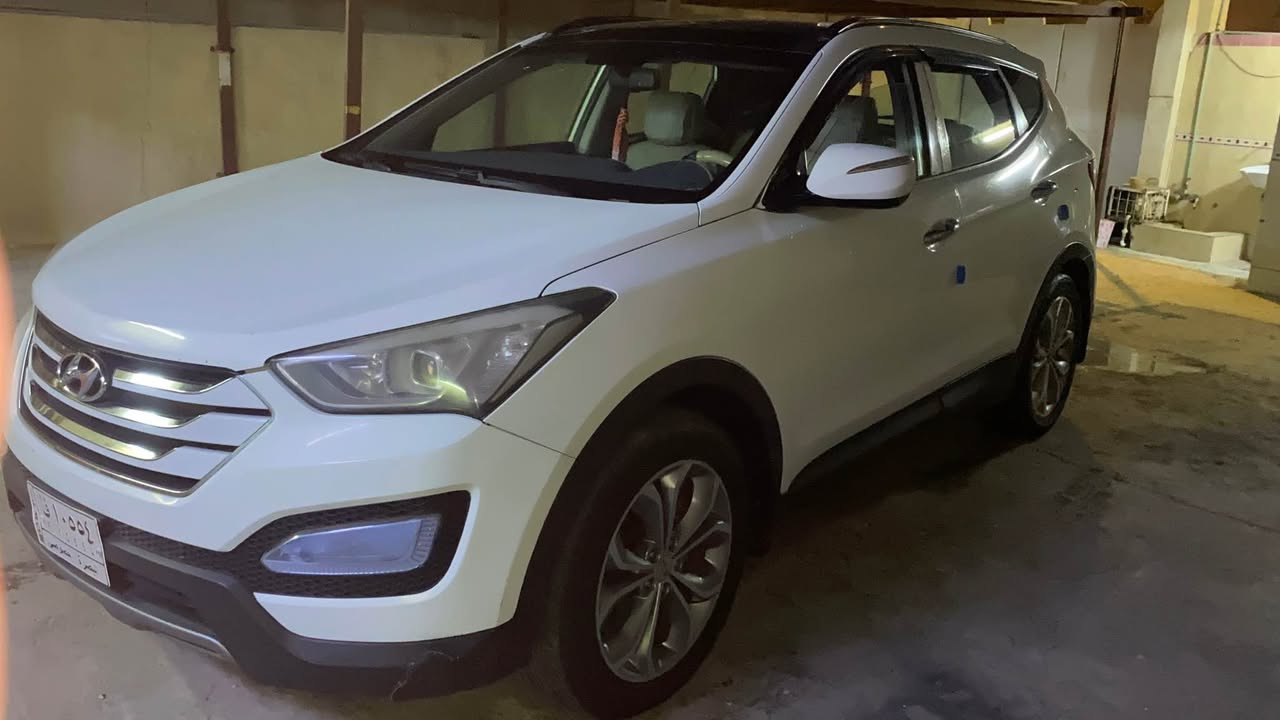 سنتافي خليجي 2013
مكفوله كفاله عامه ما عدا بارد صغير موضح بالسونار
موصفاتها 
فول ماعدا البصمة  
محرك 2400 دوش
7 راكب 
تبريد 3 قطع 
سقف بانوراما 
كشن كهرباء 
تحكم ستيرن
شاشة مع كامره خلفية 
نظام تقليل صرف وقود ECO
السعر ب 155 وبيه مجال السيارة باسمي 
للتواصل وتساب *********** البصرة, العراق
