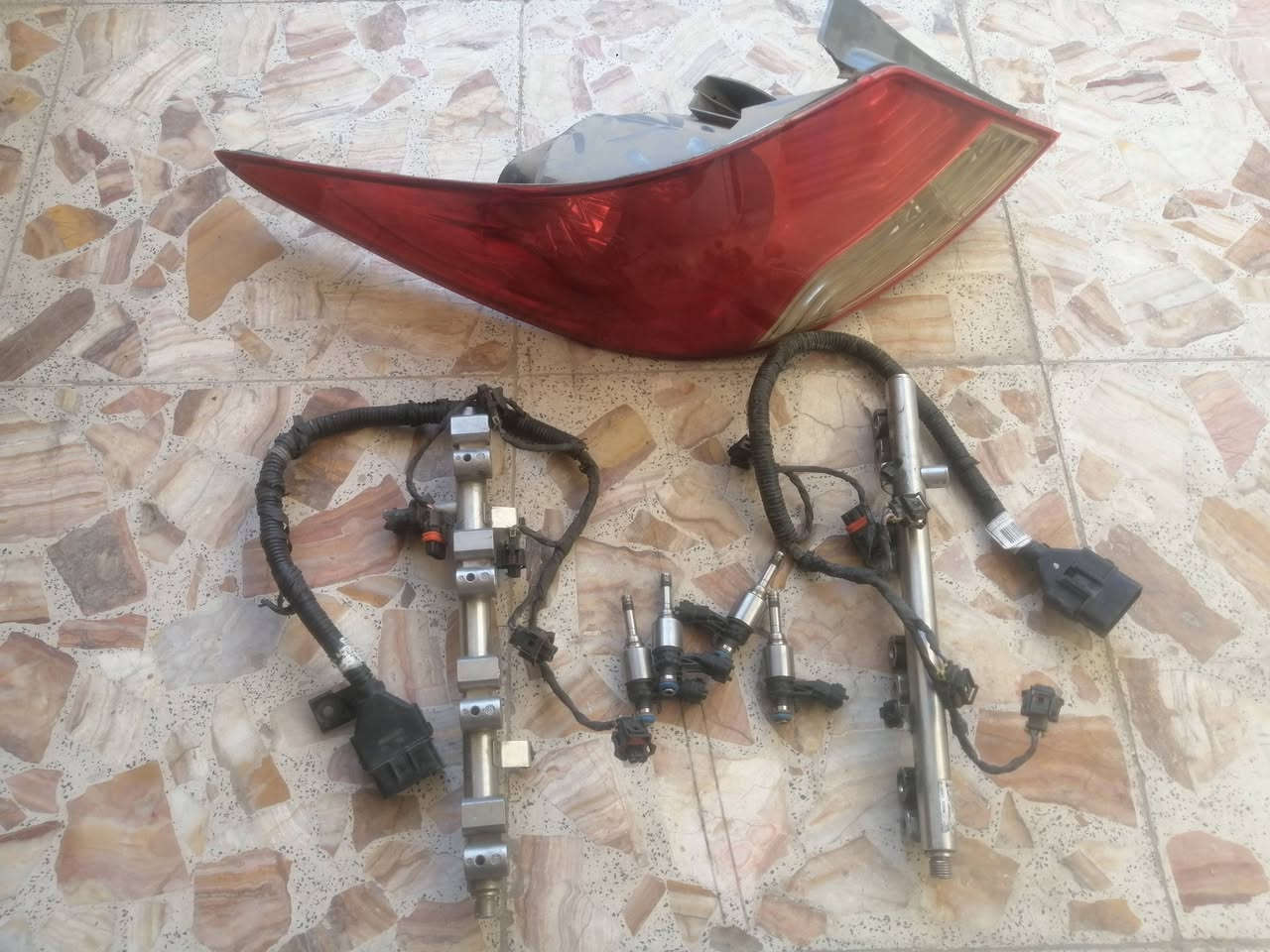 السلام عليكم شباب عندي غراض اكسنت أمريكي بس البكلايت خليجي بغداد الشرطة الخامسة *********** مامتواجد علفيس اتصل وبيك خير ودلل
