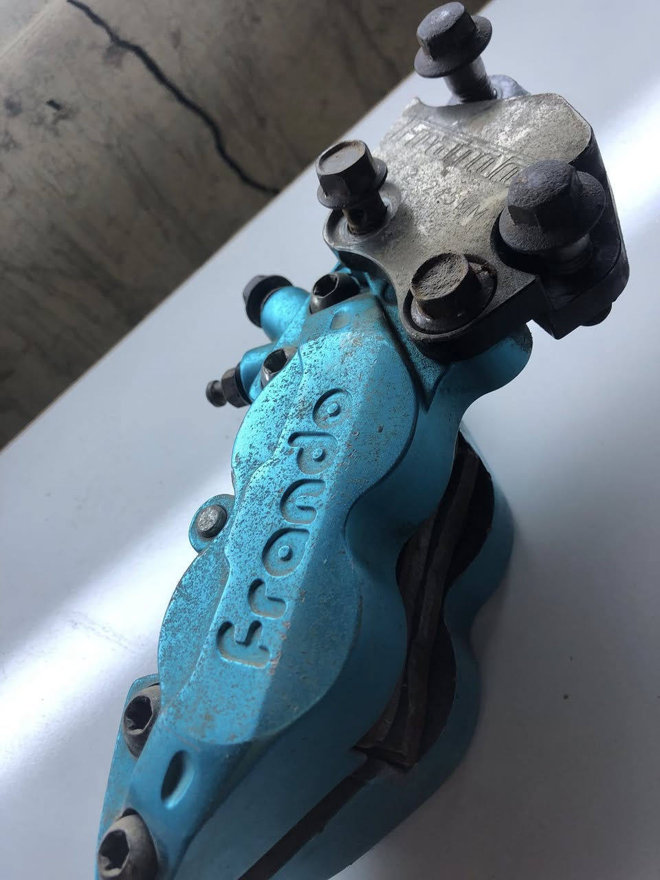 السلام عليكم بيع مستعجل فج سكنس رياضي فرندو وتطواله فرندو اصلي عل شغل  وشوته مال سكنس وقبق هندر سكنس اصلي سعرهن خاص مكاني بغداد الجديده نعيريه شراي اتصل ***********
