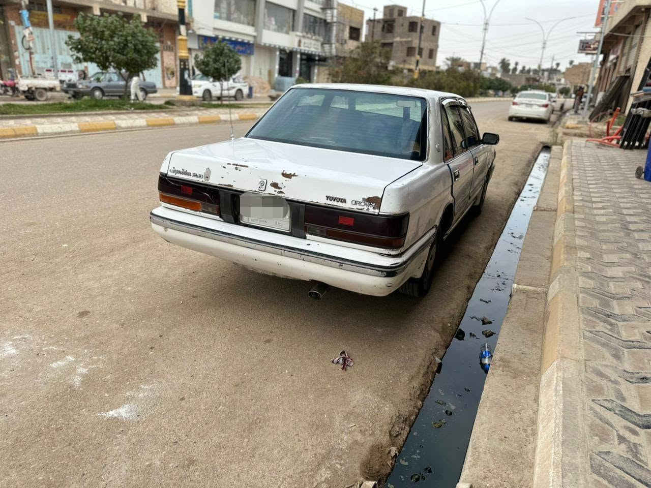 سلام عليكم 
سيدان 1990 بلاد 
مراوس او بيع 
***********
ذي قار
