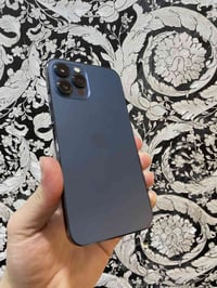 ‏ ‏iPhone 12 Pro Max ذاكرة 256 بطارية 78 نموذج الجهاز ويا بطارية اصلية...