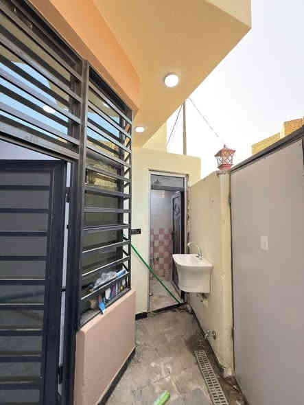 #دار #للبيع في #الديوانية  يباع مبـــادرة في حي الزهراء 
بناء حديث غير مسكون 
ــــــــــــــــــــــــــــــــــــــــ
المساحة 100 م
الواجهة 5 
السعر 120
ــــــــــــــــــــــــــــــــــــــــ
طابقين مسلح 
ــــــــــــــــــــــــــــــــــــــــ
2غرف نوم /2صالات/استقبال/مطبخ/2مجمع صحي///
ــــــــــــــــــــــــــــــــــــــــ

للأستفســار عن الاسعار والعروض المتوفره افتح الرابط التالي
‏https://wa.me/c/9647809584788
أو مراجعـــــة 
مكتب القسيم للعقار 
(عنــوان المكتـــــب)
ام الخيــل شارع السايدين الرئيسـي
مقابل مجمع الفنجان للأراگيل
قرب مجمع الحسناوي
 او الاتصـــــــال
 على الارقام التاليه
 *********** 📞
 *********** 📞
