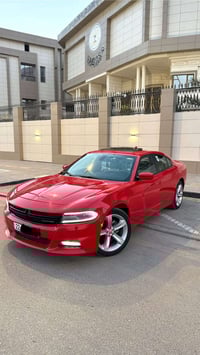 تشارجر SXT • ٢٠١٨ • ماشي ٩٠٠٠٠