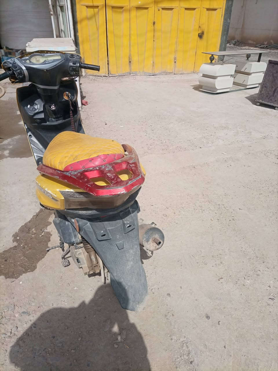 لبيع دراجه محرك ماكس عنوان مفرق سده رقم الهاتف ***********سعر 300
