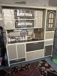 كاونتر نضيف للبيع سعر650 وبي مجال 07728442479