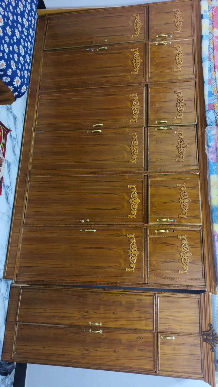 سلام عليكم غرفه للبيع بيع متوازي السعر ب٥٠٠ هذا رقمي***********
