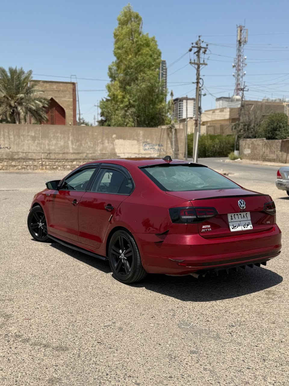 جيتا ٢٠١٦ TSI 

موسفات S
مه كينه ١.٤ توربو ✅
كير و مه كينه وته قه و ره قه ي هه مووي به شه رت✅
سه ياره كي جوان مالي دؤست فول كه ماليات و جوانكاري ناو ده ره وه
دؤسه ي سپؤرت
ويل ١٧
پيش كه پس ده عاميش به شه
رت

بي مه سروف
تيبيني/ ٣ پارجه ي لاي سايق
جاملغي پشته وه سندوق كؤراوه
ناو حه وز ونا و سندوق به شه رت ده عمي نيه

?! وينه ي فه حسم داناوه ئه كَه ر مشته ري ني تكايه تيل مه كه
*********** أربيل, العراق
