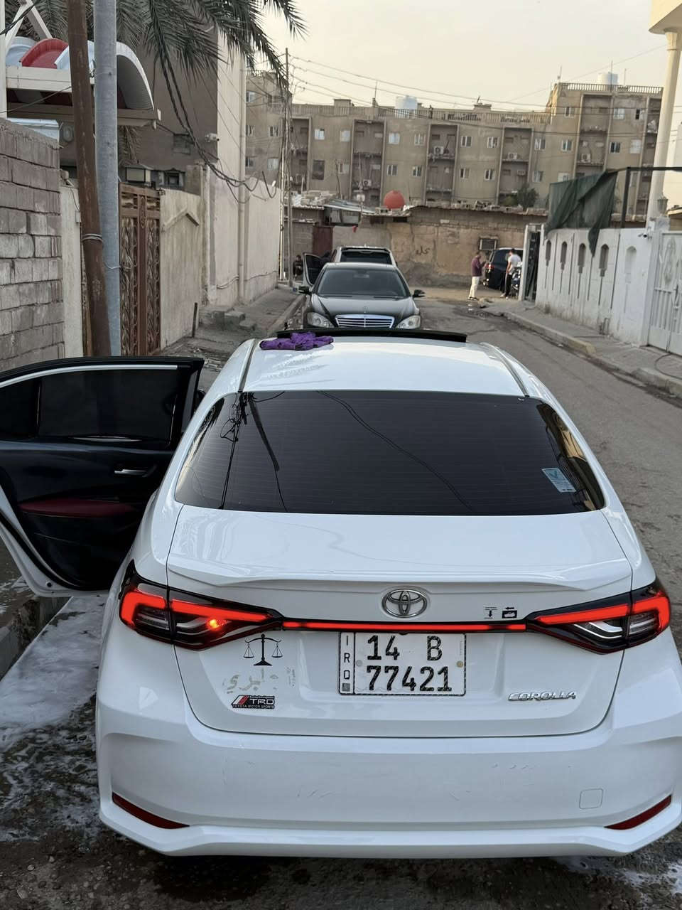 تويوتا هايبرد مواصفات صيني موديل 2024 للبيع ( اقساط مصرف ) استقاع مباشر الكفيل والمستفيد عنوانهم البصرة وموظفين بدائرتي ..
 السيارة جديدة لوك الكشن الاحمر جلد طلب خاص مواصفاتها معروفه فول مواصفات للأخير السيارة كفاله من كلشي السيارة اسويلك بيها وكاله بكافة الرسميات لحد ما تتحول ماشيه 32,000  سببر منازل 
سعر السيارة : 13,800 ( 138$ ) وبيها مجال 
شدة وثمانيه وثلاثون ورقه 
مكان السيارة : البصرة 
رقمي : ***********
