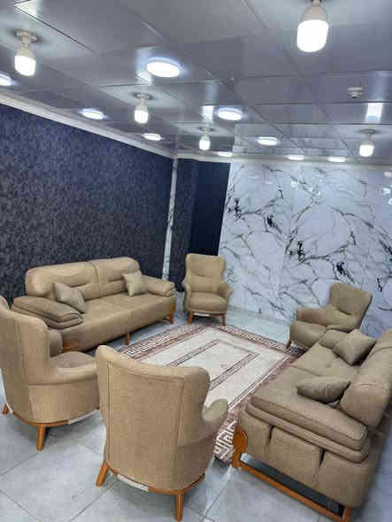 🛋️ التخم التركي الفاخر ***********
تفليش الاسعار فقط يمنه مليون واصل كل محافضات 😍😍

✔ 10 مقاعد فخمة بجودة عالية وتصميم راقٍ
✔ 2 قنفات ثلاثية بحجم 220 سم
✔ العرض: 90 سم
✔ 2ثلاثي 2كراسي 1ثنائيه
✔ تصميم قلاب يصلح سرير، مثالي لأصحاب المنازل الصغيرة، لا تحتار عند استقبال الضيوف!
✔ الخشب: زان بالكامل، متين وقوي
✔ القاعدة: خشب زان لمتانة إضافية
✔ الإسفنج: سوفت طبي مريح جدًا، مثالي لأصحاب الوزن الثقيل
💰 السعر: مليون  واصللوالعرض لفتره محدوده فقط 4ايام سارعو بل حجز
📢 متوفر تجهيز جملة ومفرد
🚚 خدمة توصيل إلى كافة محافظات العراق مجانا 
📍 العنوان: كلار
📞 للمزيد من التفاصيل:
👩‍💼 موظفة المبيعات: ***********
🔹 هاشتاك
#معرض_Royal Design-رويال دزاين #تخم_تركي #أثاث_راقي #تصاميم_عصرية #ديكور_فاخر #خشب_زان #أناقة_المنزل #راحة_وجمال #توصيل_مجاني #منازل_صغيرة
