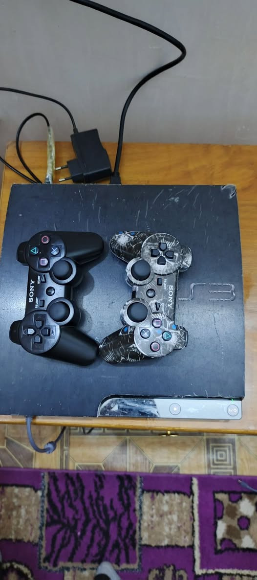 سلام عليكم شباب بلي ثري  سلم البيع مهكر بي 7 لعاب جهاز جديد ونضيف كلش سعره 125 وهاذه رقمي *********** مكاني كوت فلاحيه شراي بخدمته
