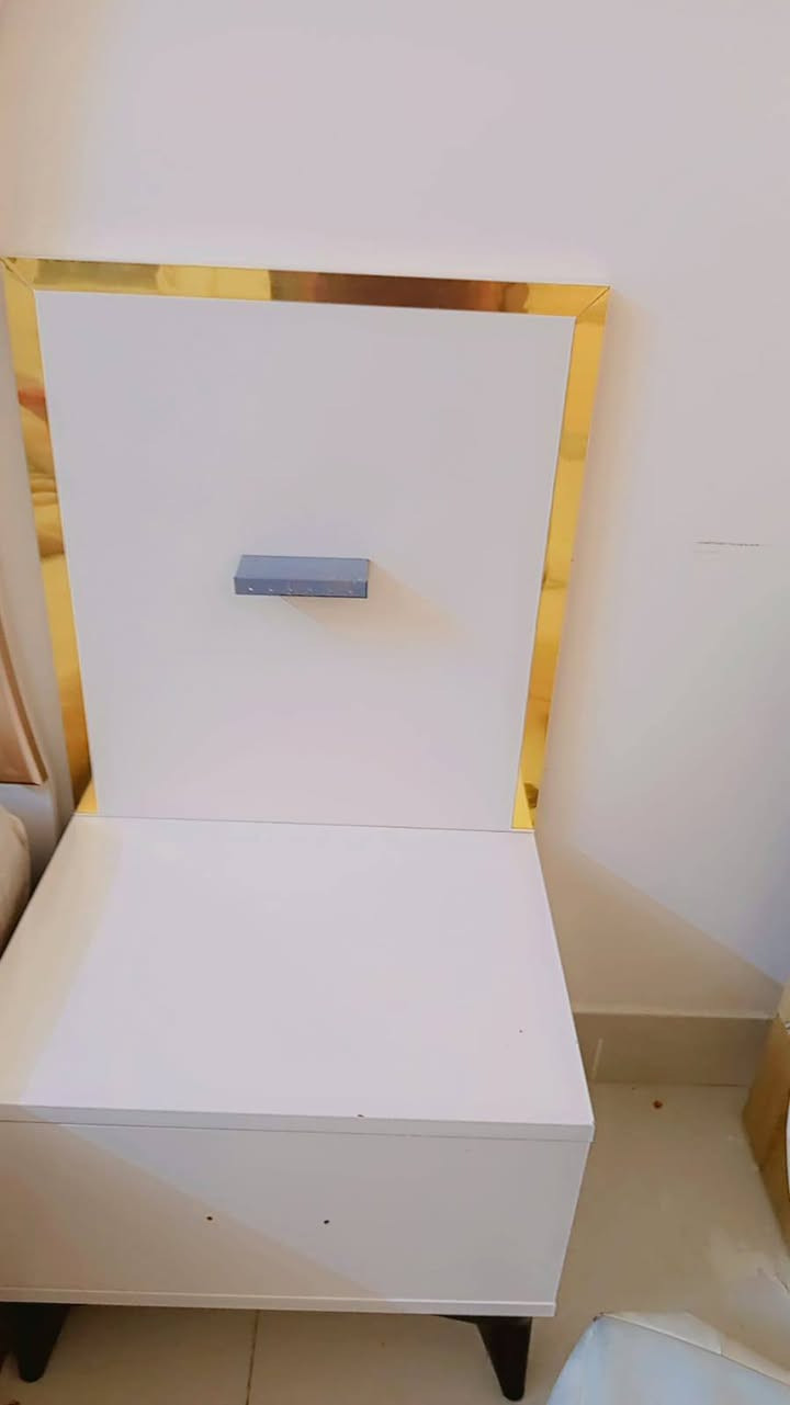 السلام عليكم.....اثاث بيت مستعمل للبيع
للاستفسار:***********
