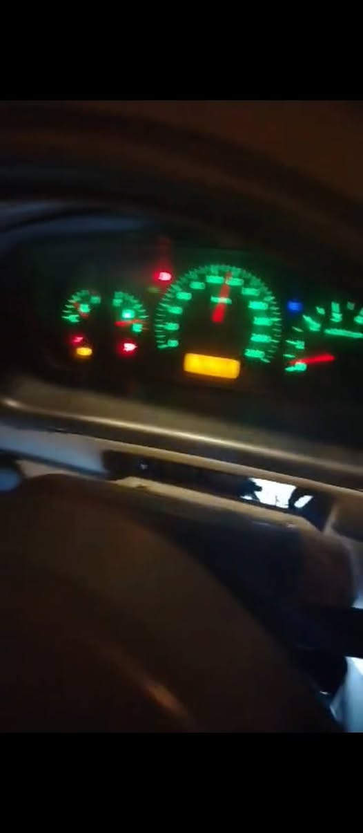 السلام عليكم السعر مليون قفله من لخير 
شيري كوين ٢٠١١رقم صدامي راعيه موجود مكينه وكير كورلا يارس اوتوماتيك مكينه بيه صوت مااعرف رواجز لوبطاله لوبراص بس شغاله وتمشي وين ميعجبك مكاني نجف السعر قفله من لخير ب مليون دينار سعر ستوته كلك كهربائيات من لدعاميه لدعاميه كلشي يشتغل بيه رقم صدامي وراعيه موجود تحويرته حلوه مال ليث الواسطي 
لاادري بهيه ولاغرامات الك يمي راعي


**إذا كنت صاحب هذا الإعلان وتريد حذفه لأي سبب، رجاءا أرسل رسالة إلى الدعم الفني**