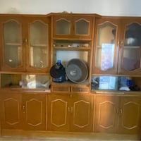 معرض قديم • نظيف ٩٠٪ • عمارة ميسان